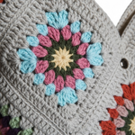 Handmade crossbag — handmade organic cotton crochet bag by Ana Chic, detail 2