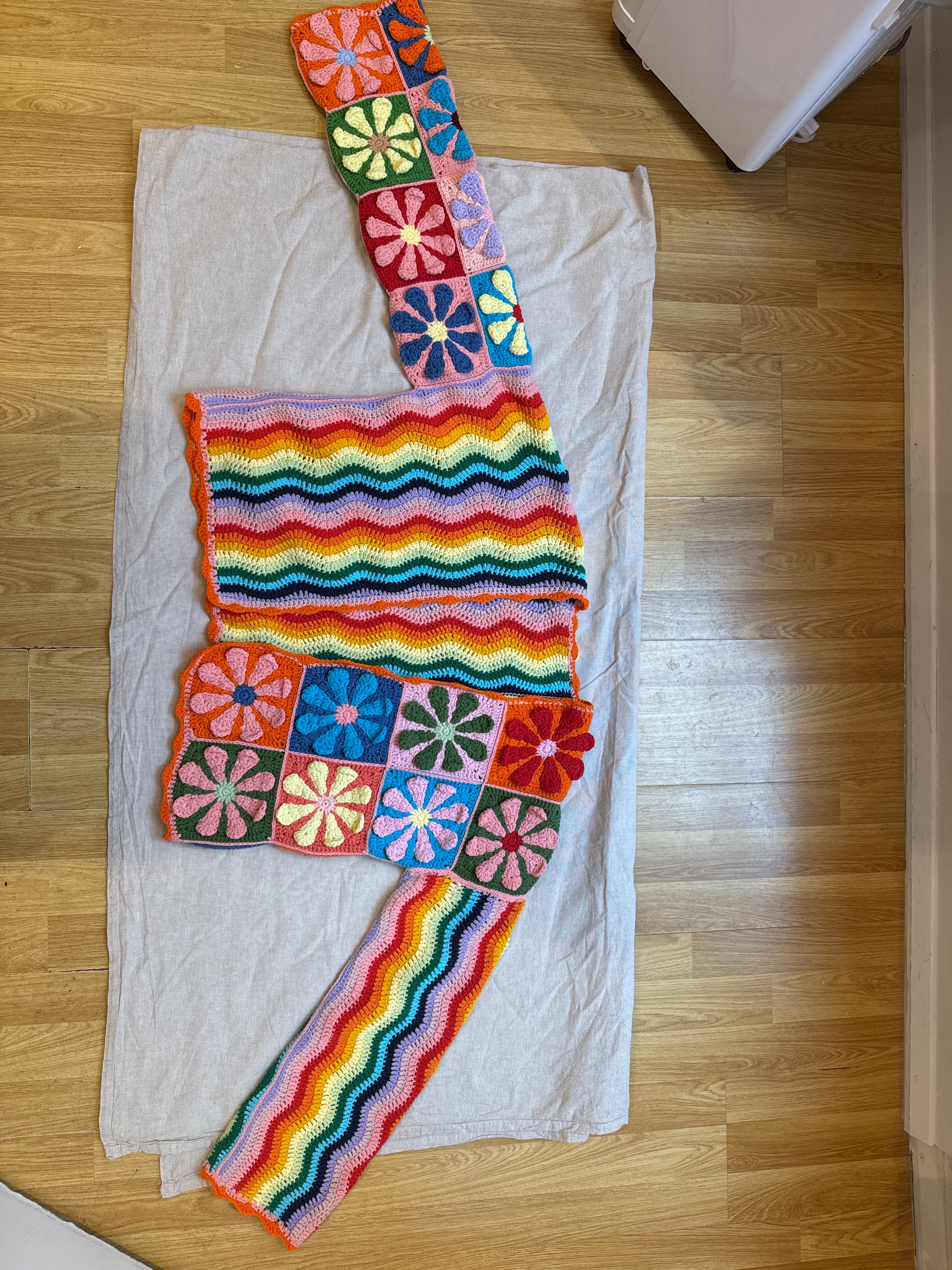 Handmade  by Ana Chic - Rainbow crop