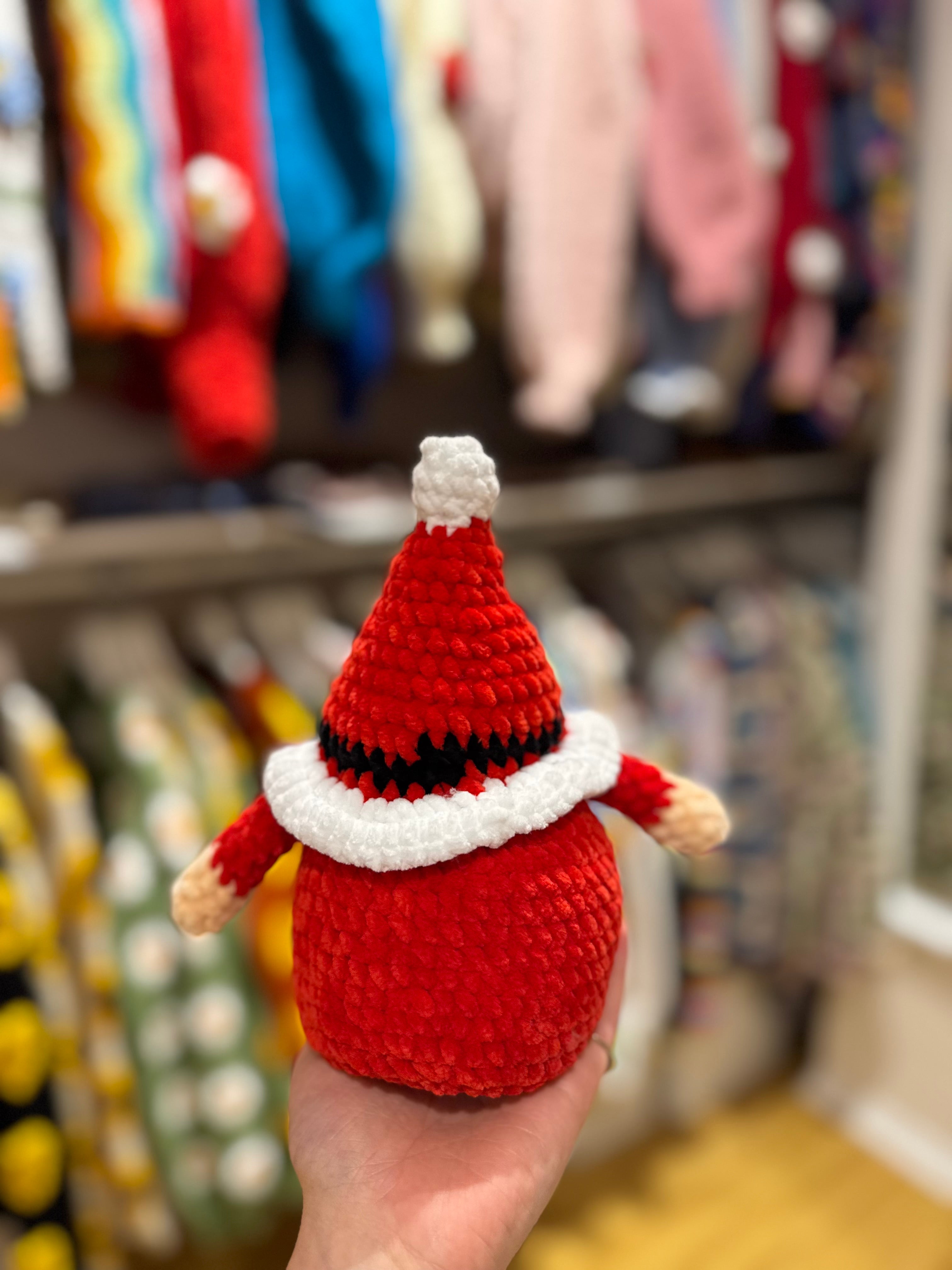 Handmade organic cotton crochet santa barbara by Ana Chic