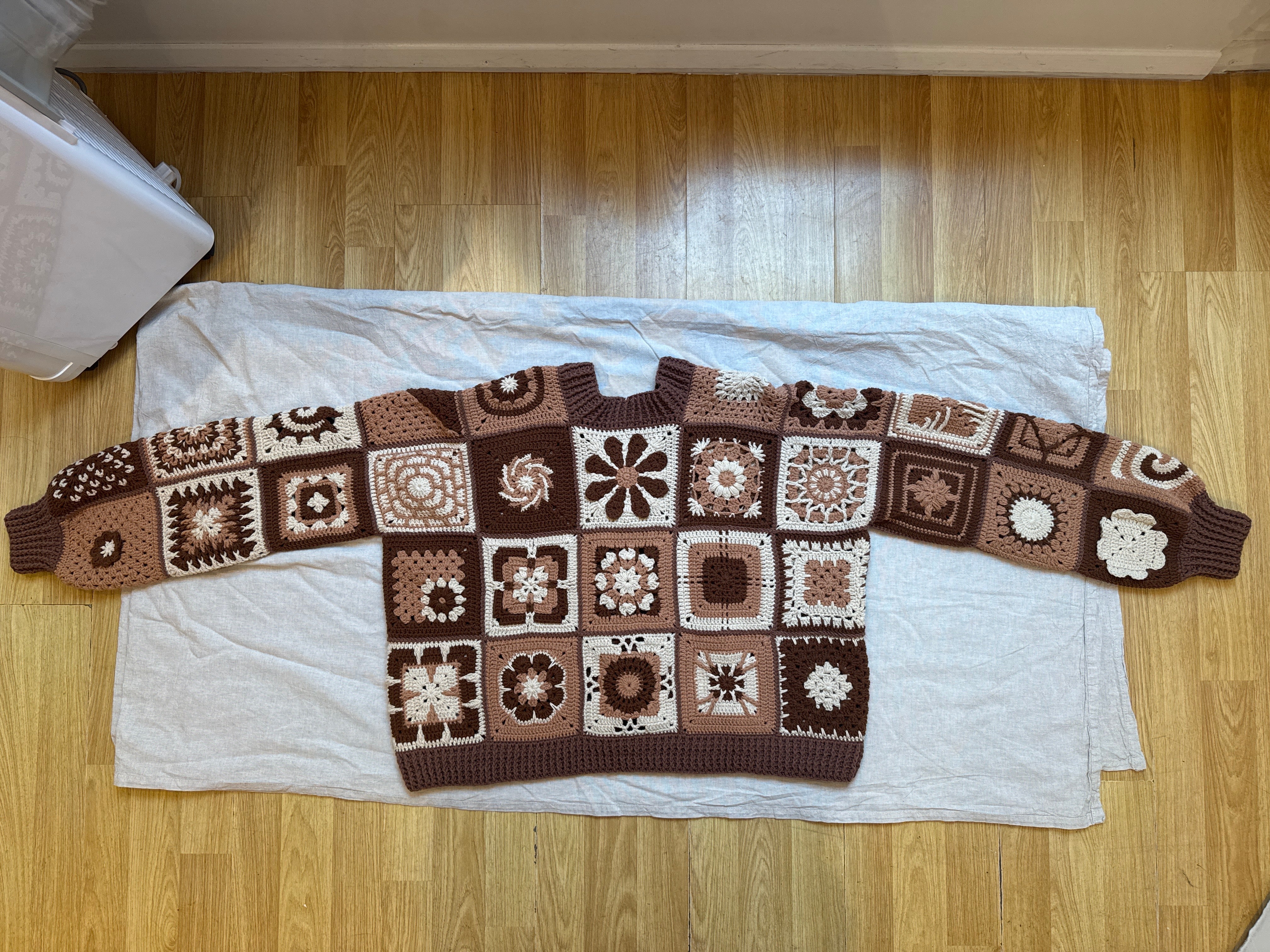 Handmade Cardigan by Ana Chic - Leyla mandala cardigan brown