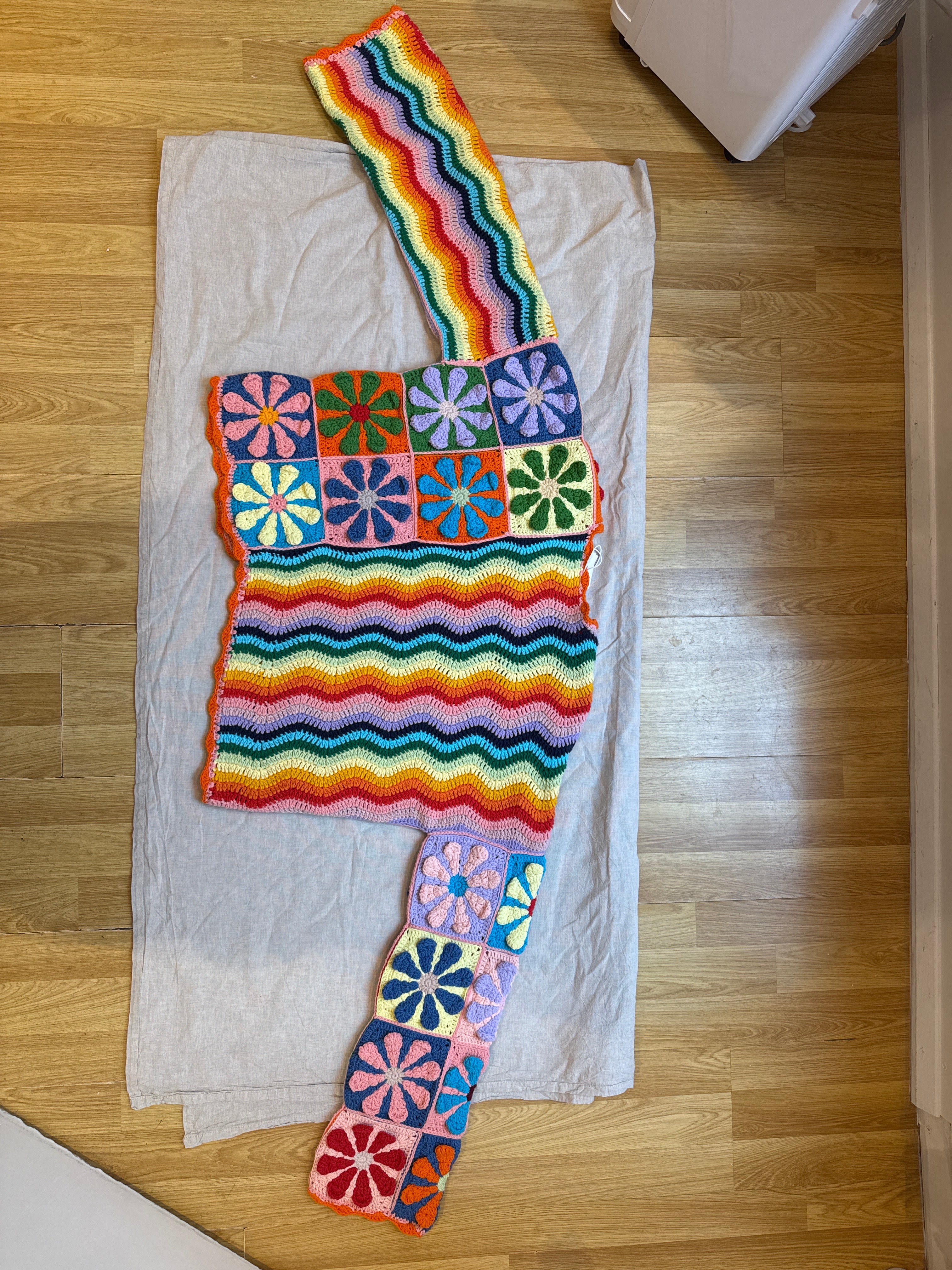 Handmade  by Ana Chic - Rainbow crop