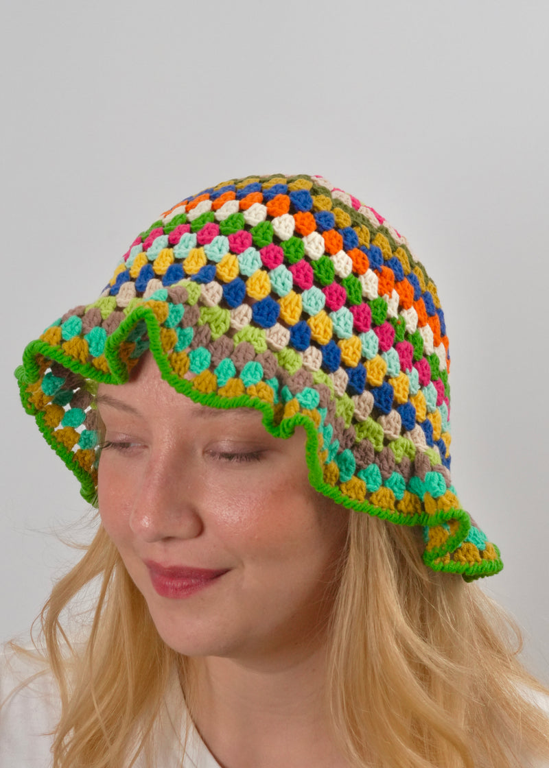 Handmade organic cotton crochet waves by Ana Chic