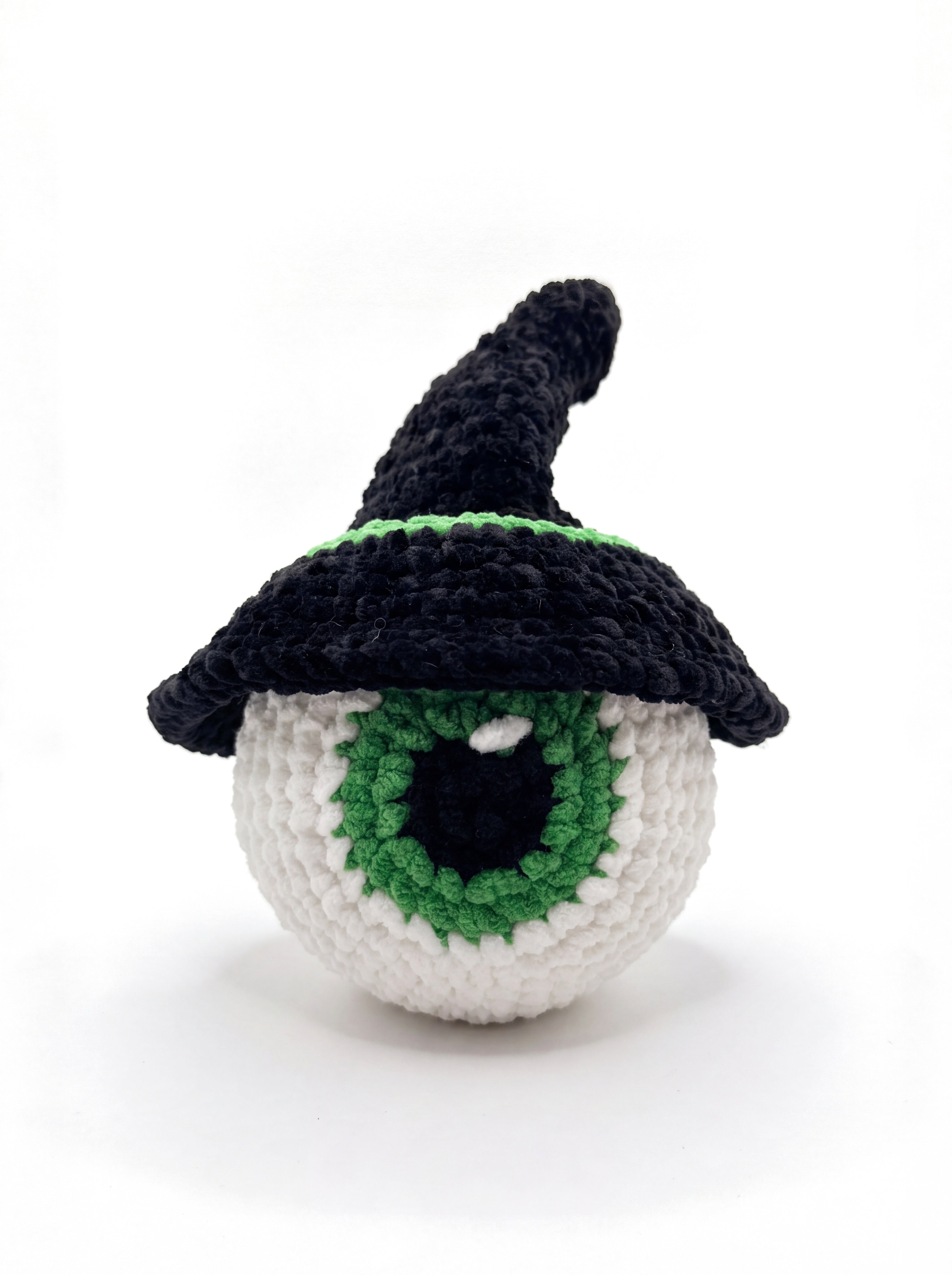 Eye, handmade crochet amigurumi by Ana Chic