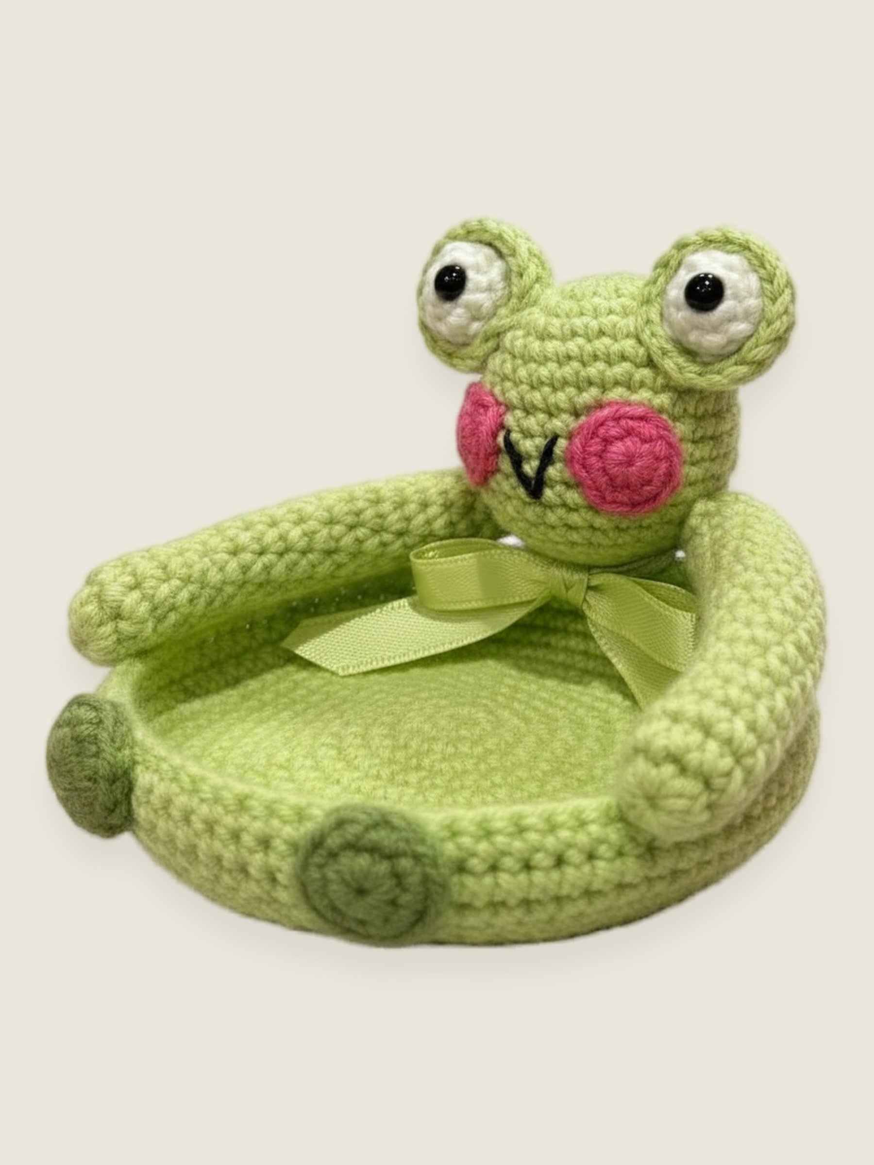 Cozy Tray — handmade organic cotton crochet amigurumi by Ana Chic